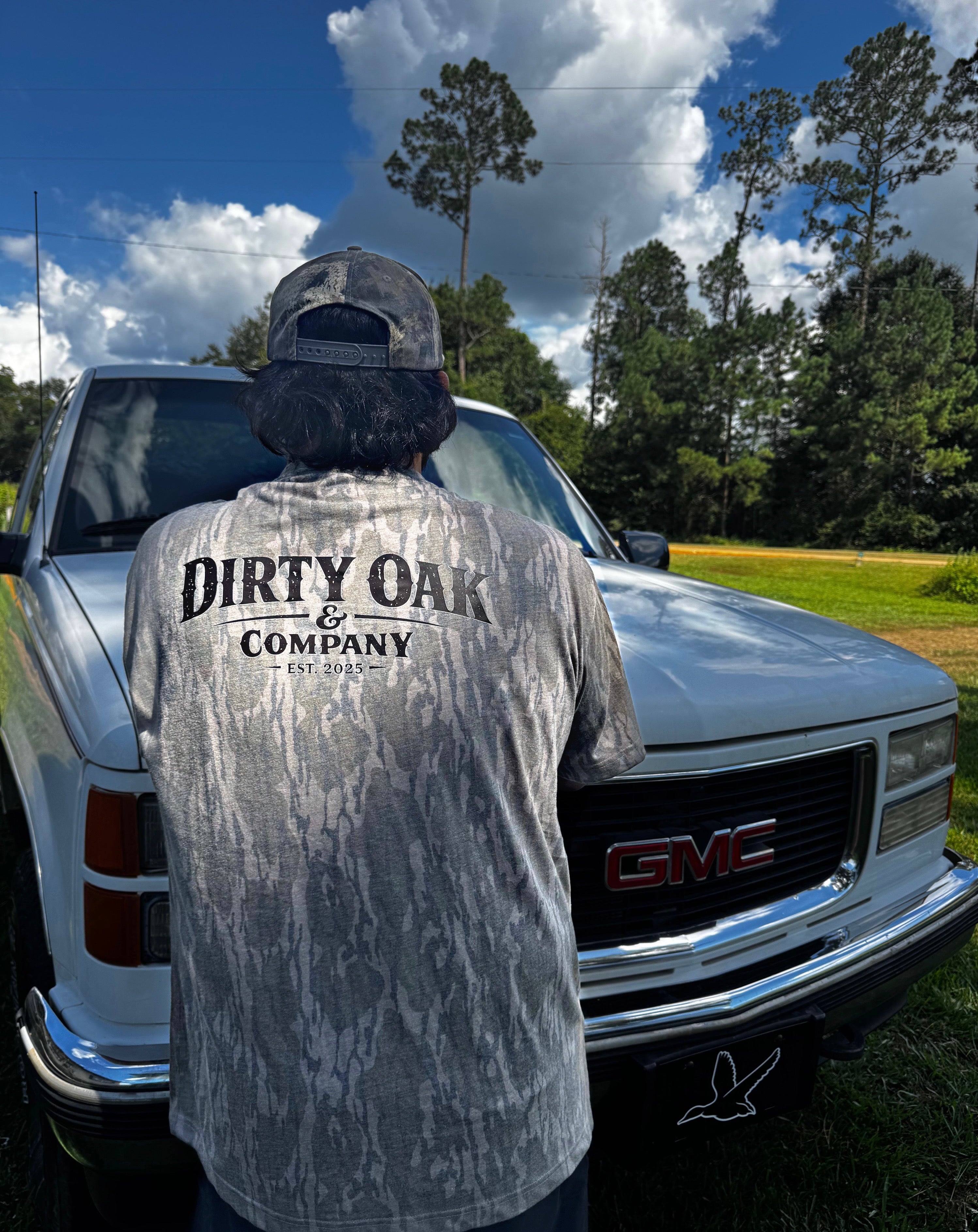 Dirty Oak Mossy Oak Tee PREORDER